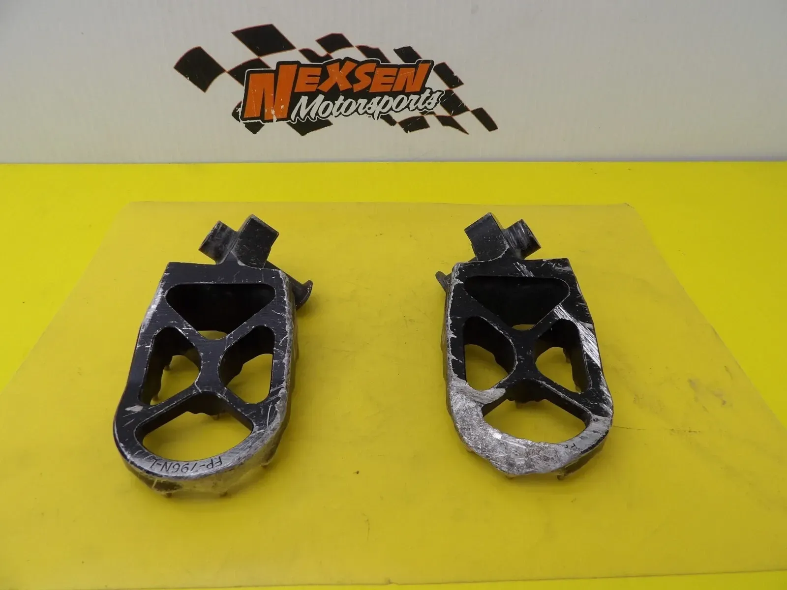 2016 Suzuki RMZ450 Flo Foot Pegs w/ Mounts – Aftermarket Set