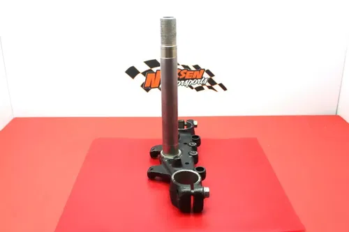 1985 Honda Xl125s Front Forks Clamp Lower Triple Tree Stem