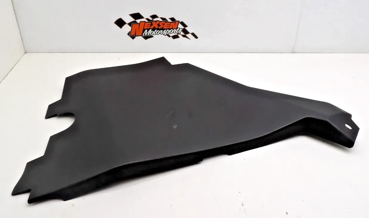 2020 Can Am Maverick Turbo R LH Side Panel Cover 707900477