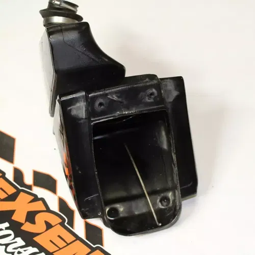 2004 Ktm 65 Air Cleaner Case Air Box 46106001000