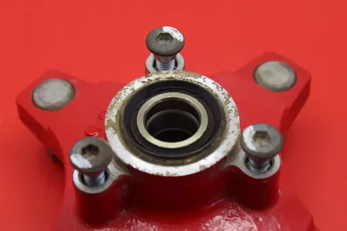 2004 Honda Sportrax 250 Front Wheel Left Hub