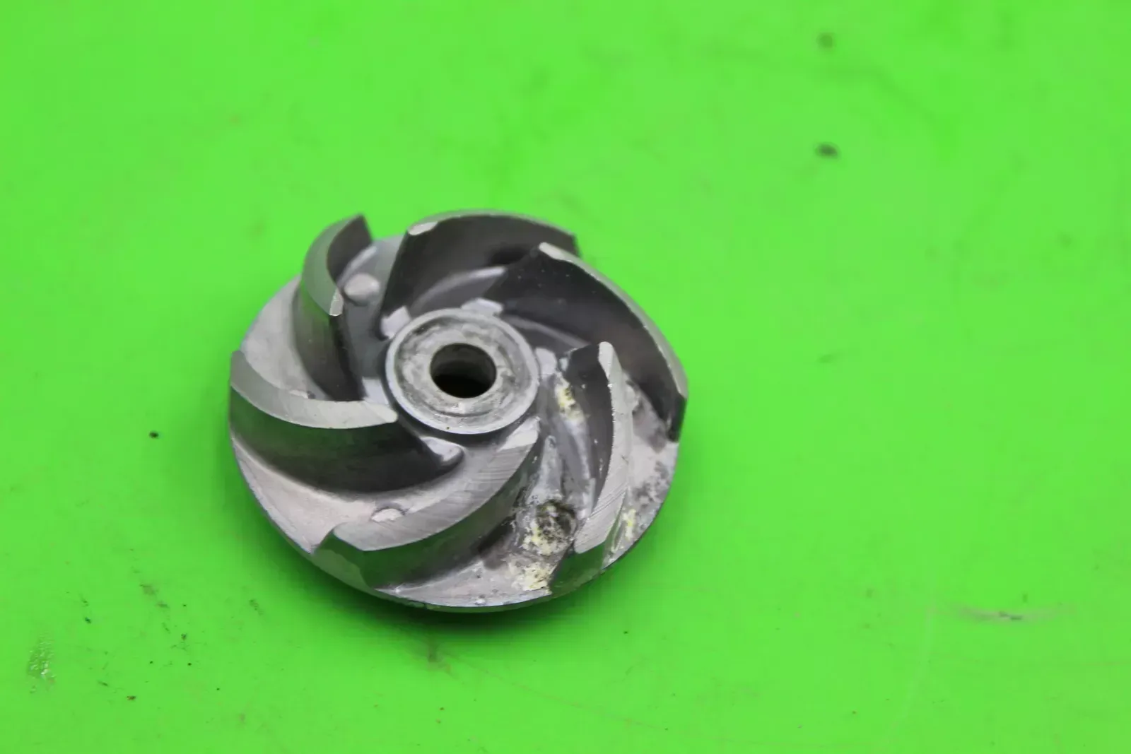 2000 Kawasaki Kdx200 Engine Water Pump