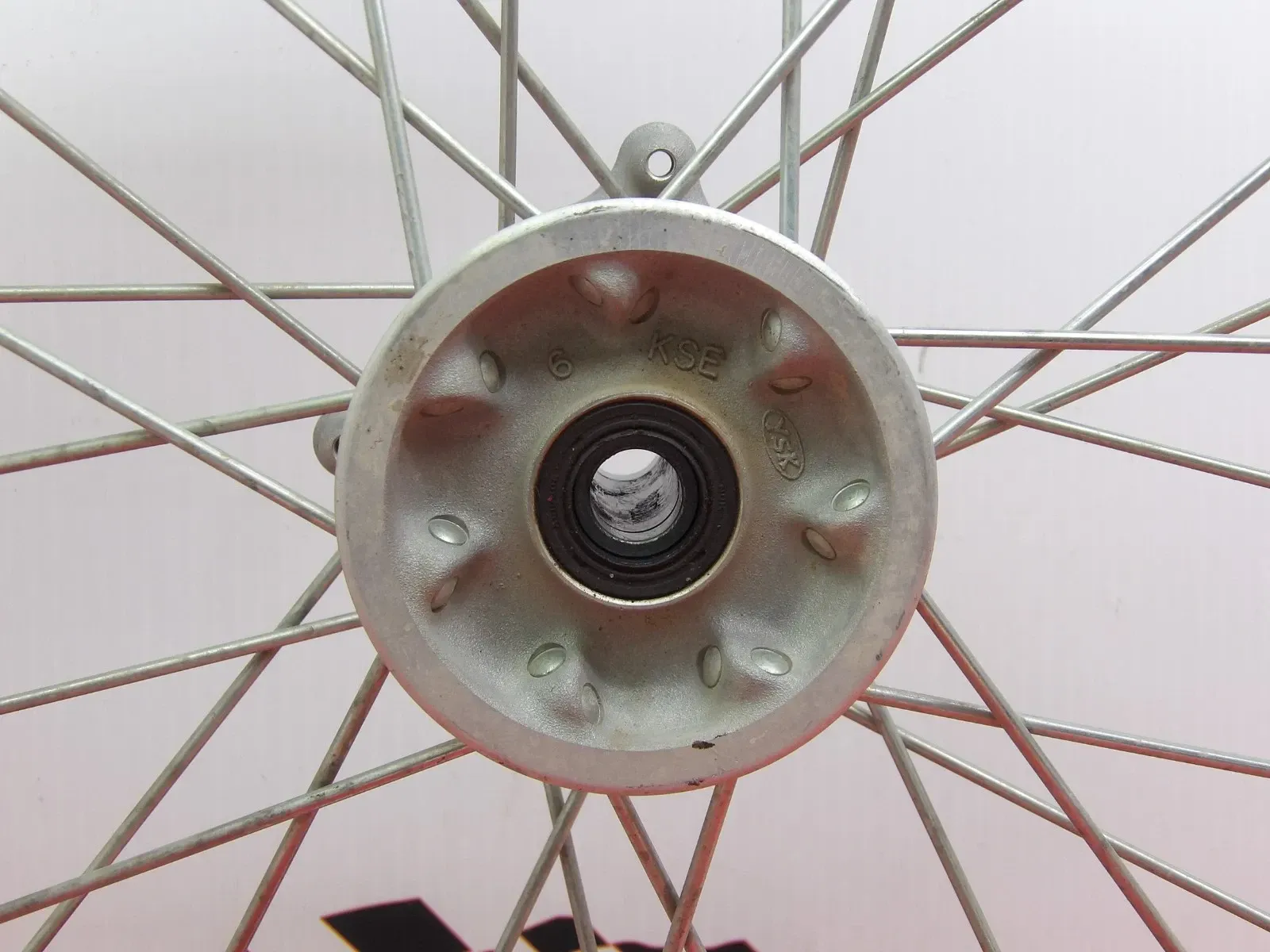 2007 Honda CRF150R Front Wheel Hub Rim Assembly 44650-KSE-670