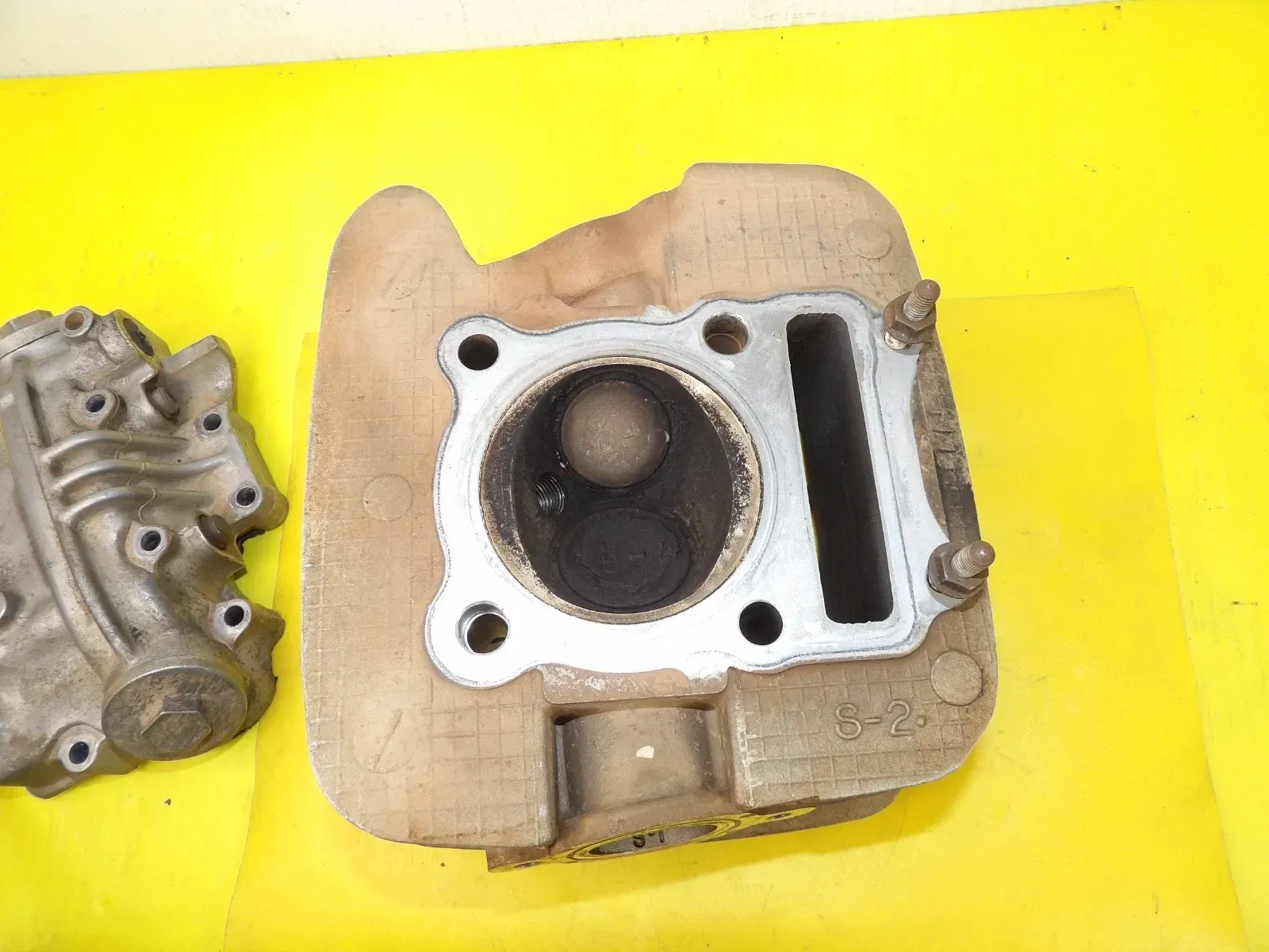 🏁 Cylinder Head Top End Assembly – Fits 2004 Suzuki LT-Z250