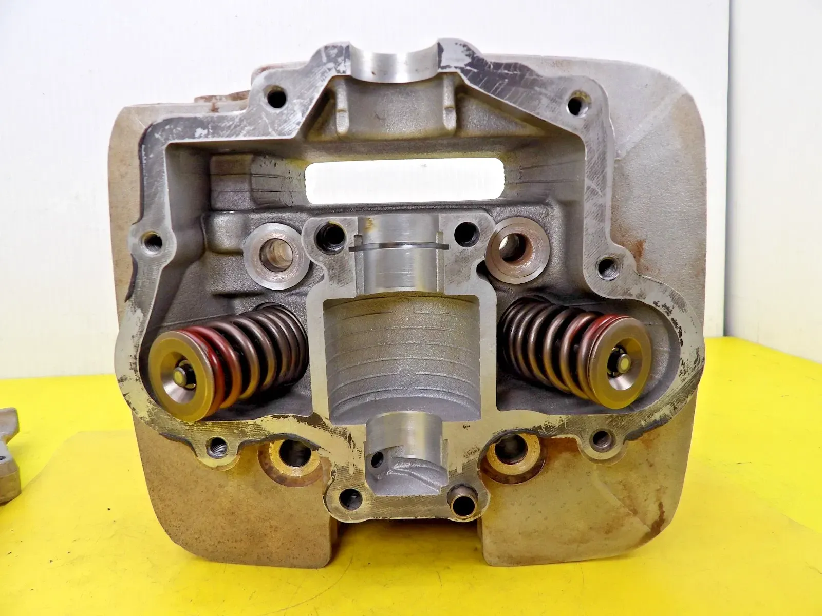 🏁 Cylinder Head Top End Assembly – Fits 2004 Suzuki LT-Z250
