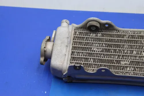 2000 Yamaha Yz250 Right Engine Motor Cooling Cooler Radiator