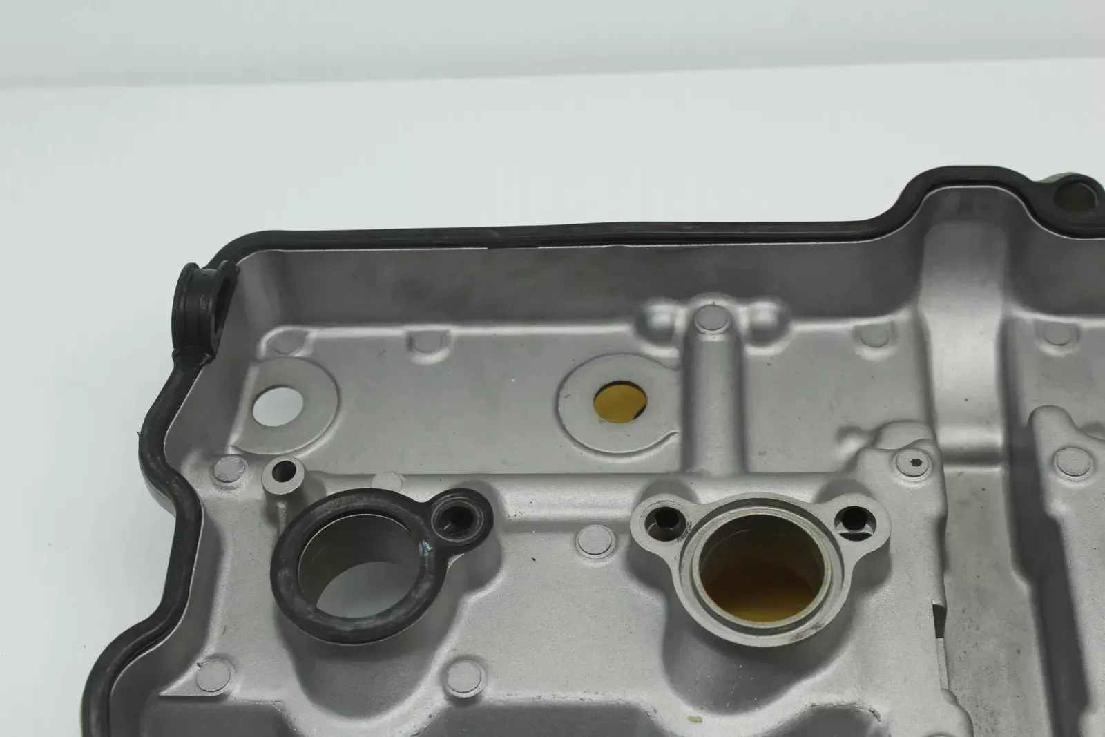 1999 Suzuki Katana 600 Engine Top End Cylinder Head Cover
