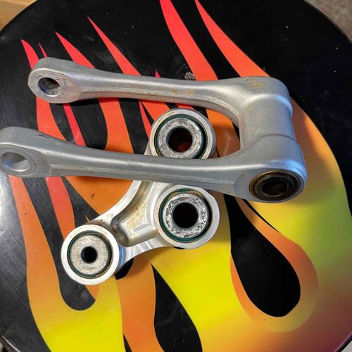 2020 Ktm Sx-f Shock Linkage Triangle And Pull. Take Off
