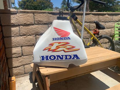 96-04 Xr400r Fuel Tank 4 Gallon 