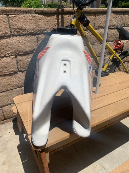 96-04 Xr400r Fuel Tank 4 Gallon 
