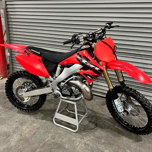 2004 Honda CR250R