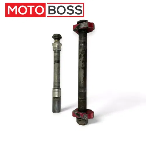 2002 Yamaha YZ250 Front and Rear Axle Set