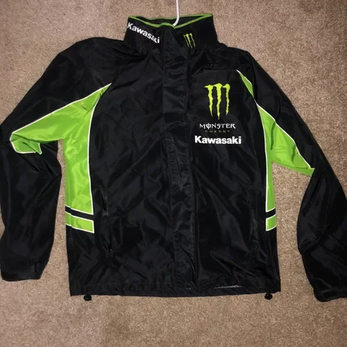 Monster Apparel - Size S