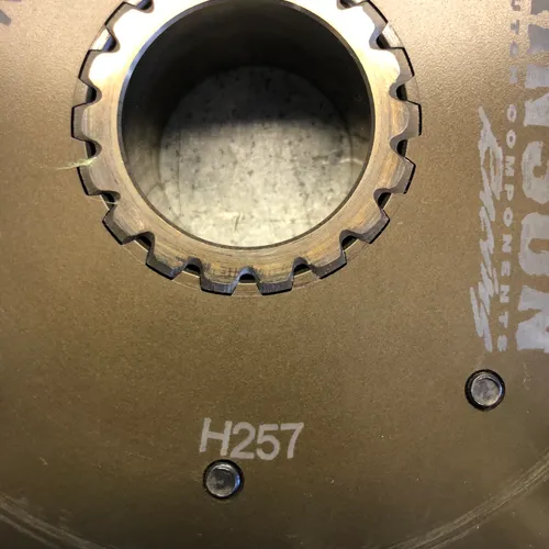 Hinson H257. Kawasaki KX250 clutch basket 