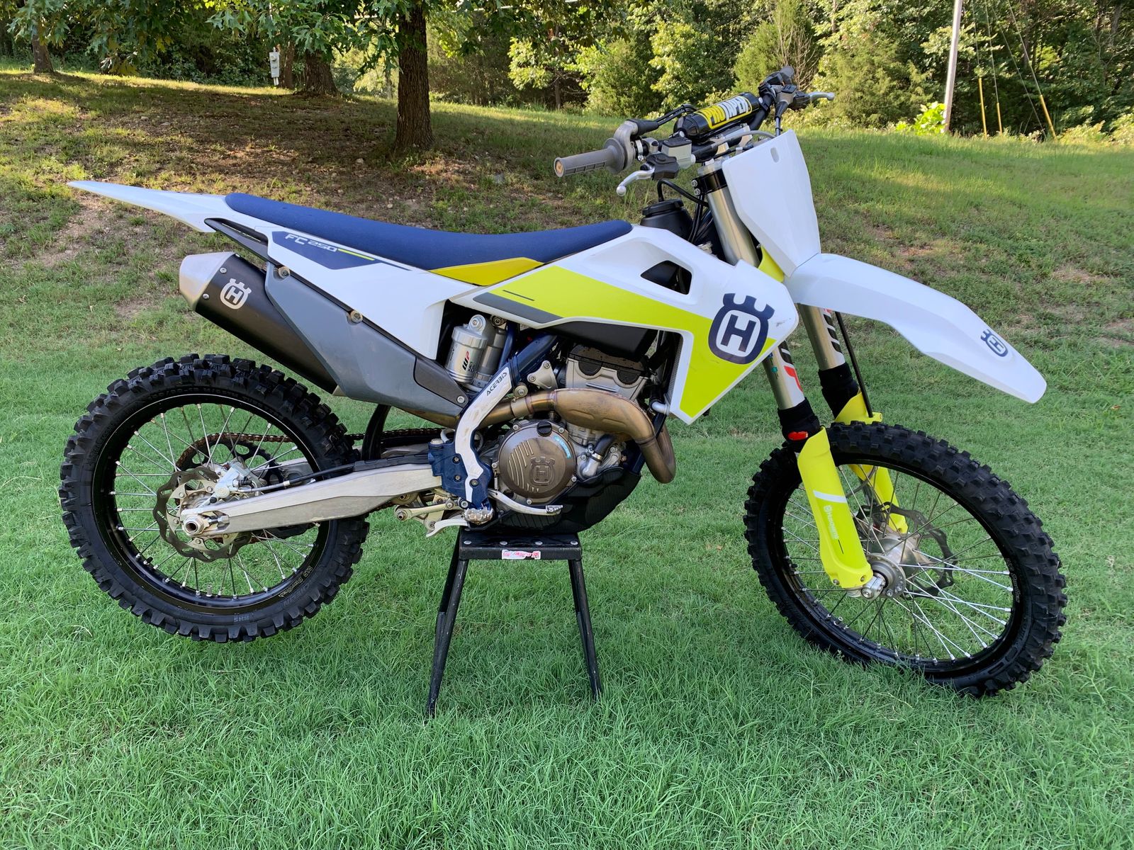 Husqvarna 250 2021 top
