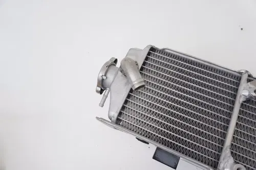 CRF450R Right Side Radiator OEM Modified Braced Radiator 19100-MEN-A90 Honda GH