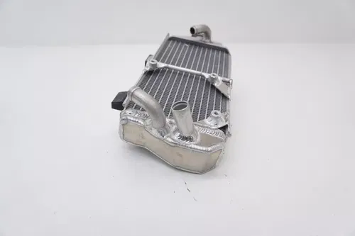 CRF450R Right Side Radiator OEM Modified Braced Radiator 19100-MEN-A90 Honda GH