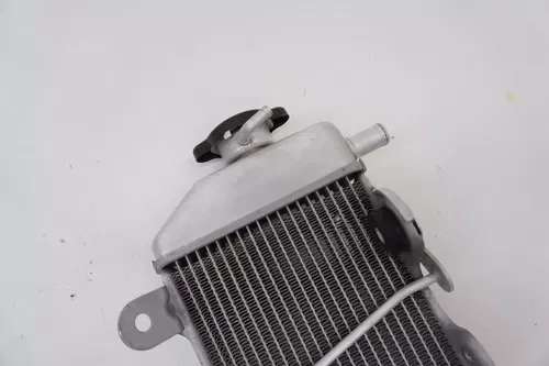 2007 YZ250F Right Side Radiator OEM Cooling System 5XC-12461-G0-00 Yamaha 07-09
