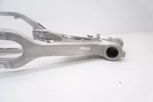 2006 YZ250 Frame OEM Main Frame Chassis Aluminum 1P8-21101-50-00 Yamaha YZ 05-15