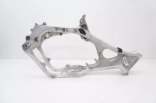 2006 YZ250 Frame OEM Main Frame Chassis Aluminum 1P8-21101-50-00 Yamaha YZ 05-15