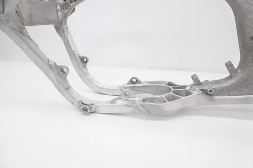 2006 YZ250 Frame OEM Main Frame Chassis Aluminum 1P8-21101-50-00 Yamaha YZ 05-15