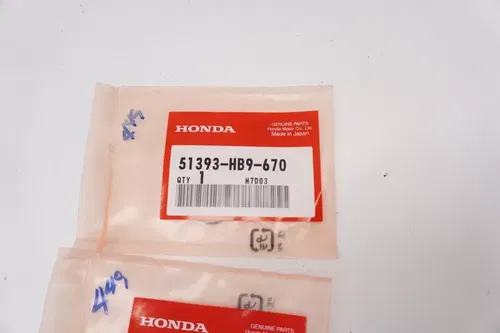 TRX250R TRX300EX TRX400EX Front Arm Stopper Rings OEM 51393-HB9-670 Honda TRX H1