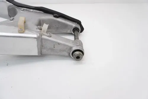 2006 CRF450R Swingarm OEM Rear Swing Arm Suspension Link 52200-MEN-840 Honda #3