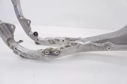 2007 YZ250F Frame OEM Main Frame Chassis 5XC-21101-G1-00 Yamaha YZ 250F 2007