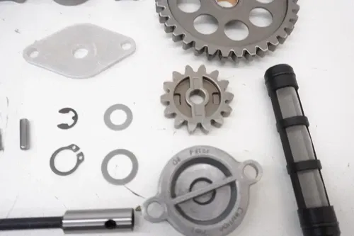 2025 KTM 250 SX-F Oil Pump OEM Shaft Gears Rotors Screen Husqvarna GasGas