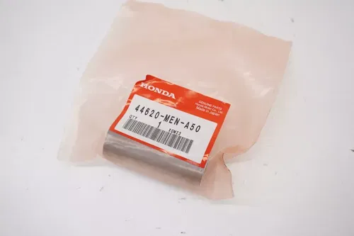CRF250R CRF450R Front Wheel Bearings Distance Collar OEM 44620-MEN-A50 Honda G12