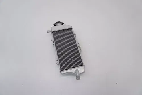 2009 YZ450F Right Side Radiator OEM Fill Side Cap Yamaha YZ450 WR450F 07-2009