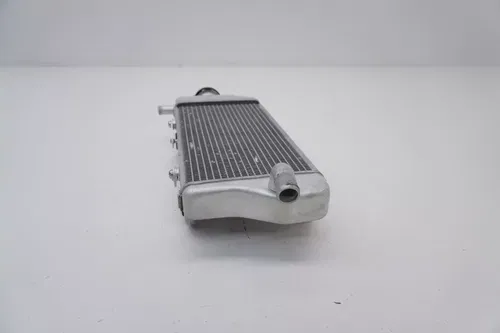 2009 YZ450F Right Side Radiator OEM Fill Side Cap Yamaha YZ450 WR450F 07-2009