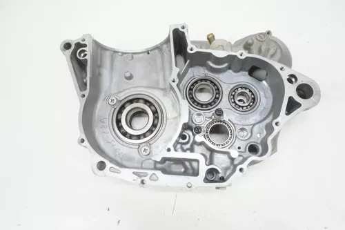 2010 RMZ450 Crankcase OEM Engine Crank Case Case Suzuki 11301-28863 RMZ 08-2012