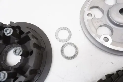 KTM 250 300 SX Clutch OEM Inner Hub Pressure Plate Plates 23-25 M25