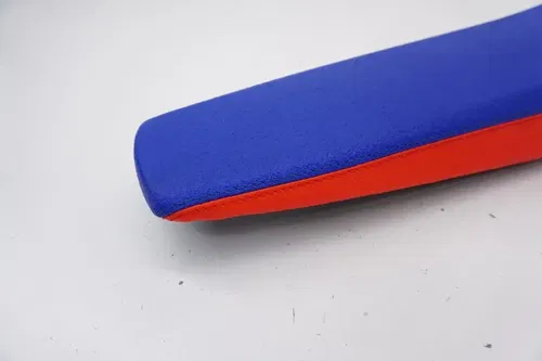 Beta RR Race Edition Complete Seat Assembly OEM Red/Blue Cover 037.43.149.00.00