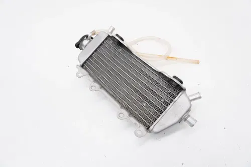 2023 YZ125 Right Radiator OEM Cap Louver 1C3-12461-00-00 Yamaha YZ 125
