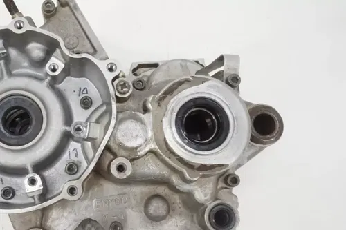 2002 YZ125 Crankcase Set OEM Engine Bottom End Crank Case Cases Yamaha YZ 125 #2
