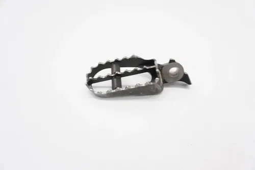 1998 YZ125 Footpegs OEM Footrest Foot Peg Pegs Yamaha YZ 125 250 1997-2003