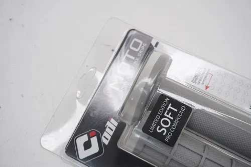 ODI MX Single-Ply Half Waffle Grips Gray H01RFG K4