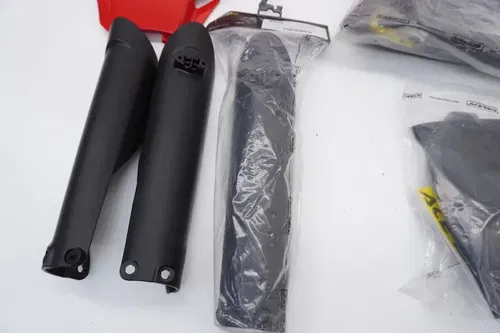 Gas Gas 125-450 Acerbis Plastics Fenders Shrouds Fork Guards Red Black 21-23 #3