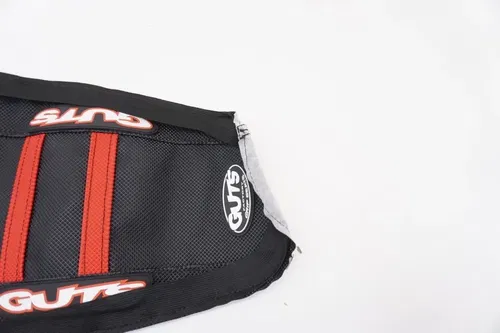 Gas Gas 125-450 Guts Racing Gripper Seat Cover Black/Red MC EX 125-450 21-23 M51