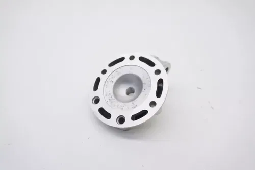 1999 CR250 Cylinder Head OEM Engine Top End Dome Cap 12201-KZ3-J10 Honda 99-01