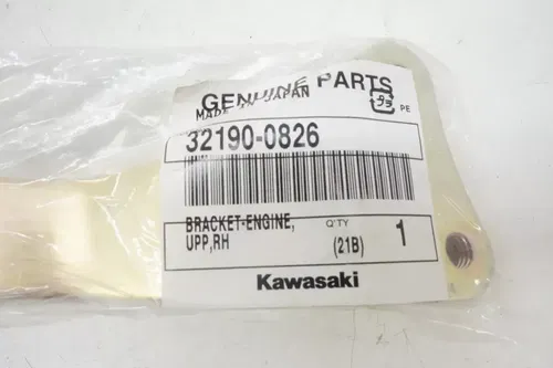 KX250 Right Side Engine Mount OEM Upper Hanger Bracket 32190-0826 Kawasaki M16