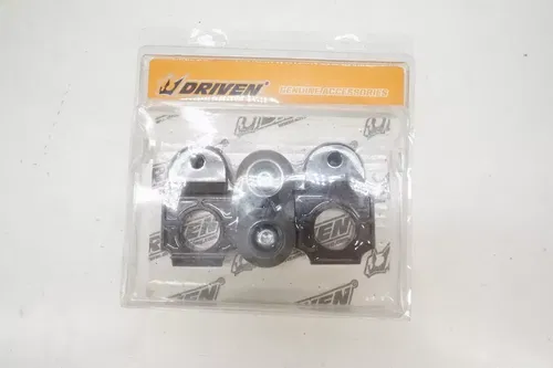 Yamaha R1 Driven Racing Axle Blocks Black Aluminum DRAX-101 2004-2014 A3