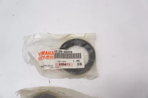 Banshee Blasster Rear Hub Oil Seals OEM 2 Pack 93106-42026-00 Yamaha H2