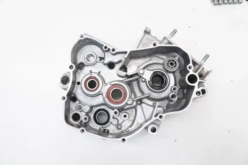 2023 YZ125 Crankcase Set OEM Engine Bottom End Crank Case Cases Yamaha YZ 125