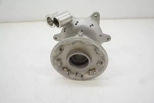 2001 YZ125 Front Wheel Hub OEM 4SS-25111-01-00 Spaces Yamaha 1996-2001 #2