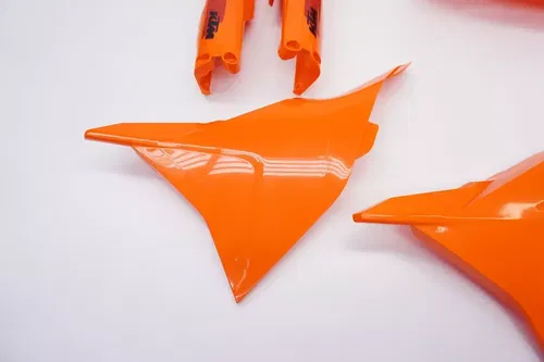 2025 KTM 250 SX-F Plastic Kit OEM Plastics Shrouds Side Panels Fenders SXF SX #2