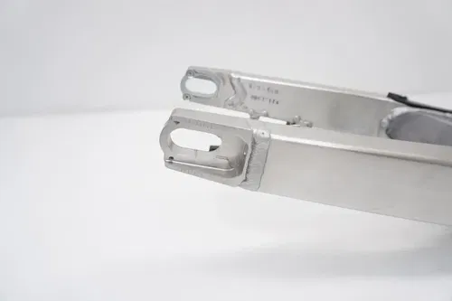 CRF250R CRF450R Swingarm OEM Rear Swing Arm 52200-MKE-AA0 Honda CRF250 CRF450 #2
