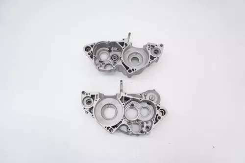 RM250 Crankcase Set OEM Engine Bottom End Crank Case Cases Suzuki RM 1996-2000